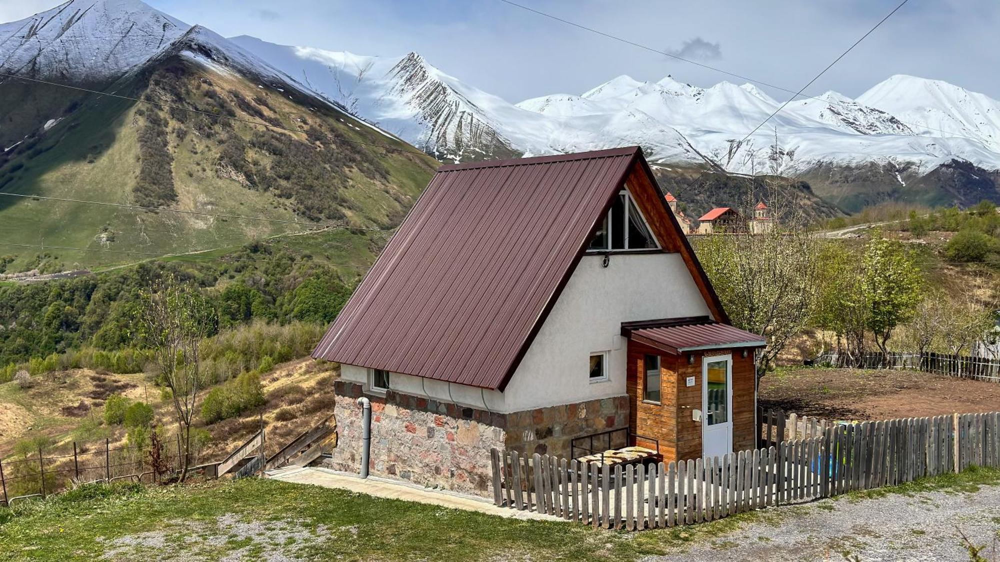 Cottage Gudauri Exteriör bild