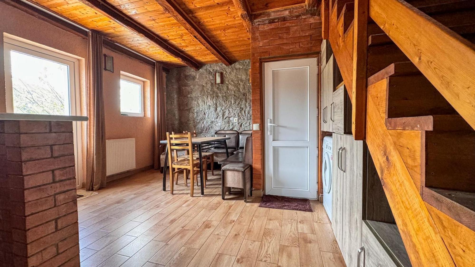Cottage Gudauri Exteriör bild